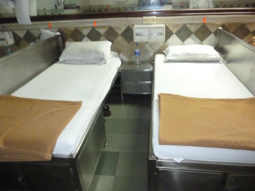 Yadgar Guest House 孟买 外观 照片
