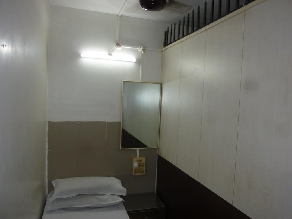 Yadgar Guest House 孟买 外观 照片