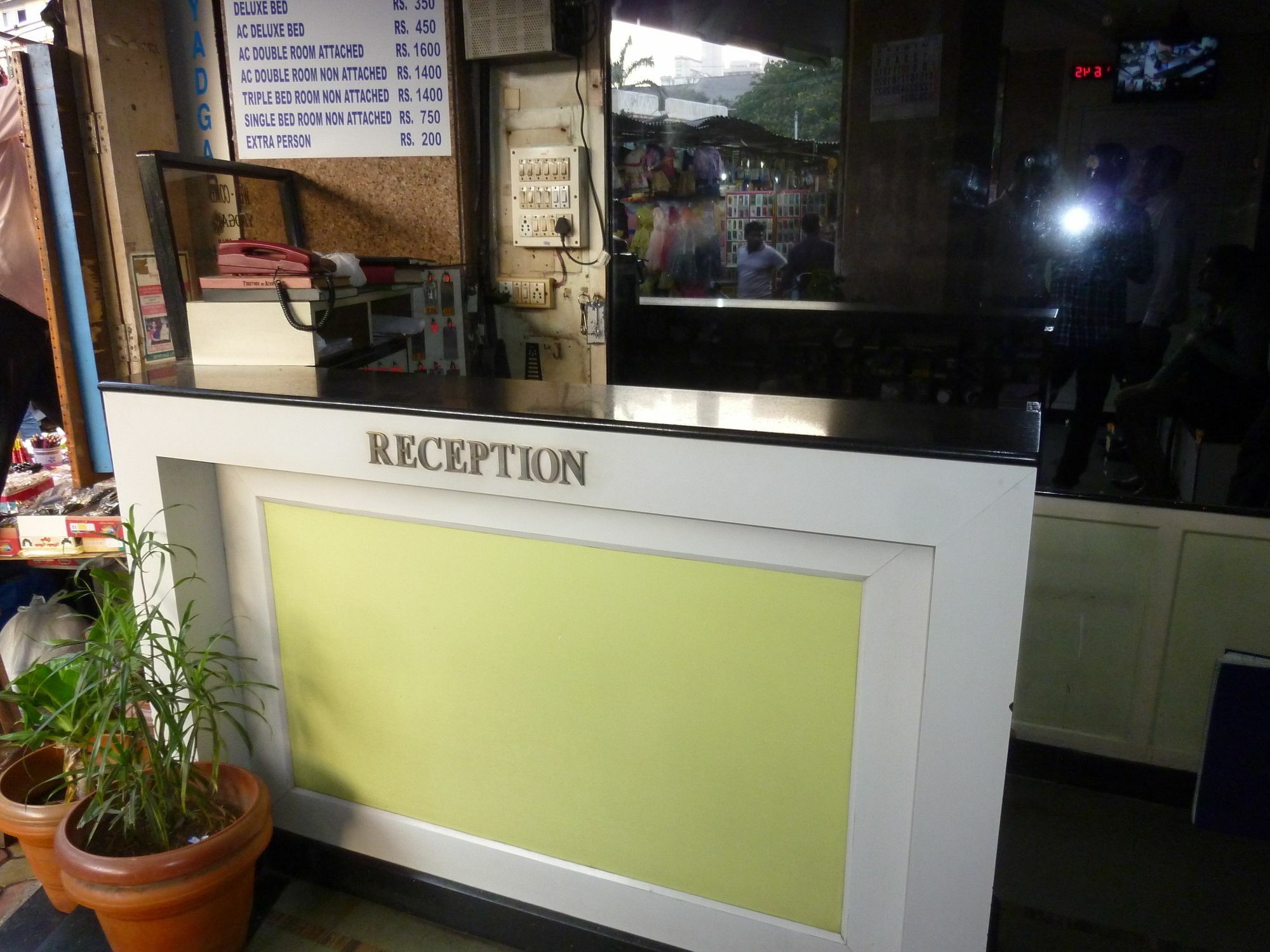 Yadgar Guest House 孟买 外观 照片